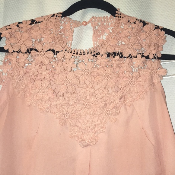 women’s top - Picture 2 of 2